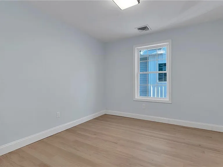 10 Anthony Ave #2 — Photo 12
