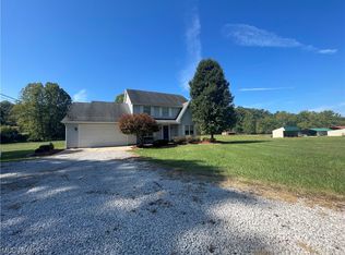 316 Sugar Camp Rd, Mineral Wells, WV 26150