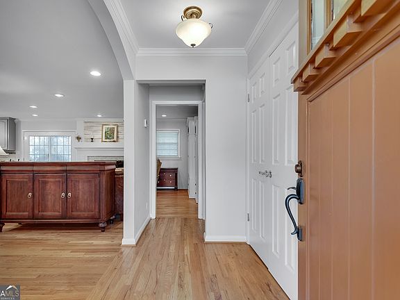 3rd image of 1440 Diamond Head Cir