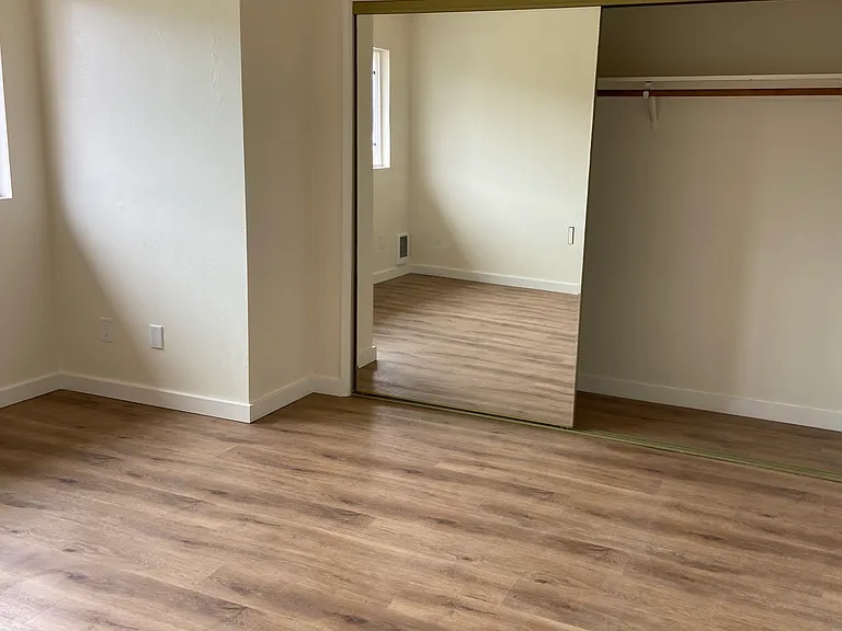 366 Van Buren St #10 — Photo 7