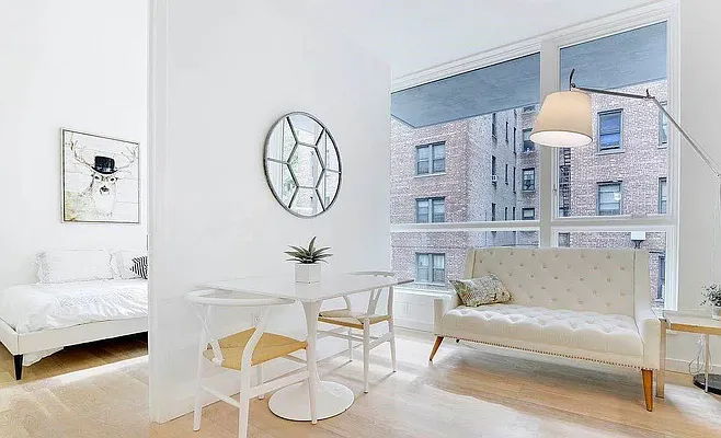 Rented by Artur Gutman, LREB | media 15