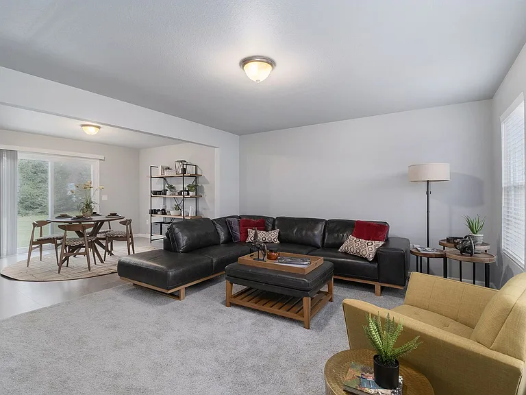 331 Catera Ct — Photo 3