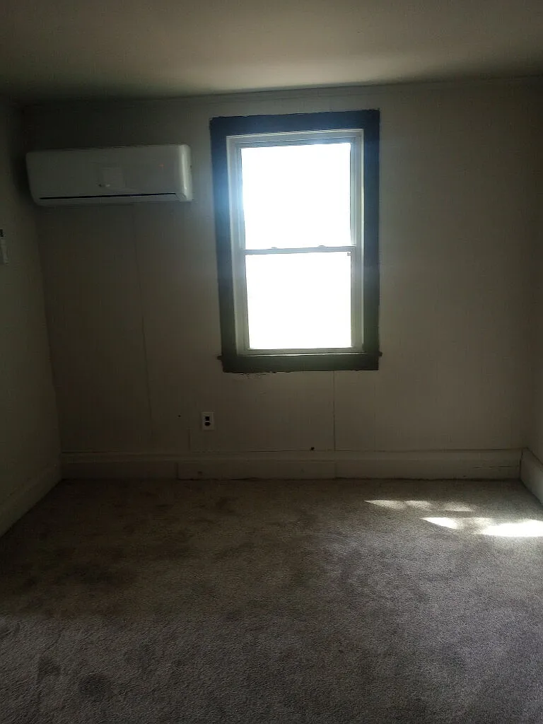 1 bed, 1.0 bath, $550 — Photo 4
