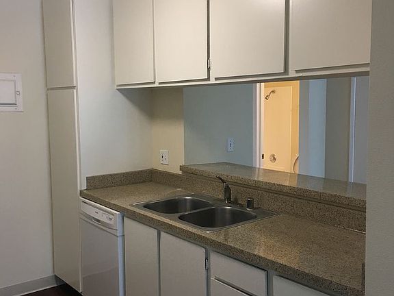 5th image of 2311 Elden Ave APT 16