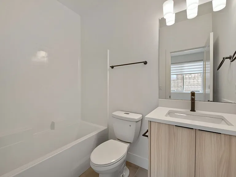 2732 SE 26th Ave — Photo 12