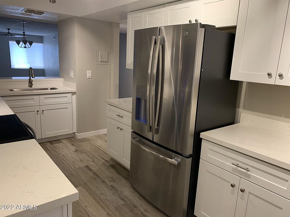 1st image of 5122 N 31st Way Unit 217