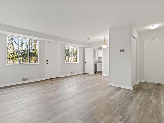2nd image of 10412 Montrose Ave #M2