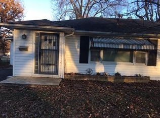 906 S 3rd St, Clinton, MO 64735