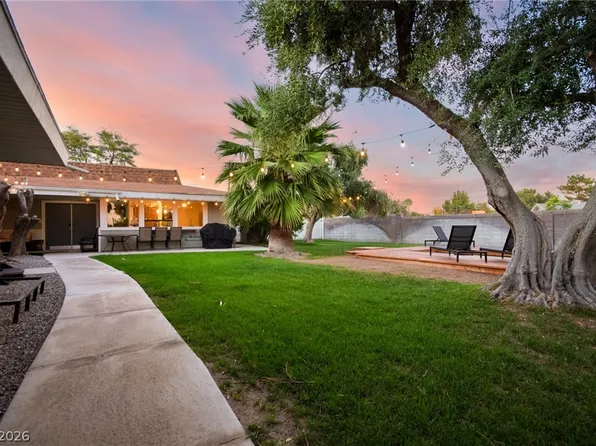 5710 Madre Mesa Dr, Las Vegas, NV 89108