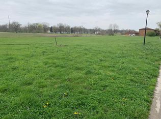 1027 Belle Valley Dr, Belleville, IL 62220