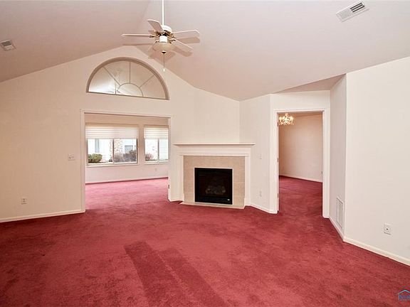 3rd image of 9878 Connor Lake Cir