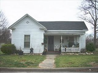 2nd image of 618 Kivett St