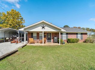 300 Bentley, Hughes Springs, TX 75656