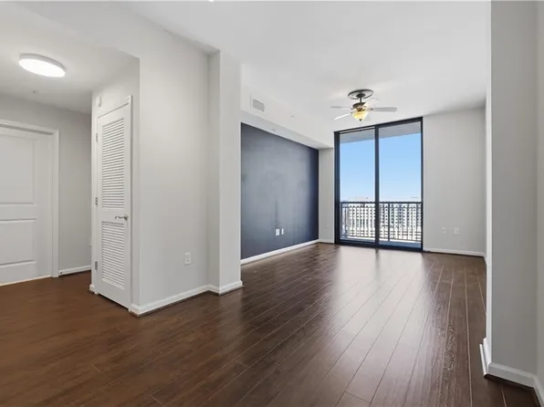 3040 Peachtree Rd NW Unit 1313, Atlanta, GA 30305