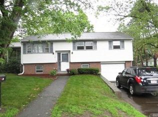 11 Hill St, Methuen, MA 01844