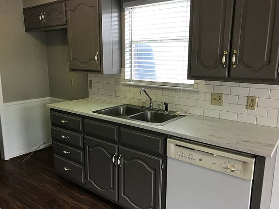 5th image of 148 Bowie Ln