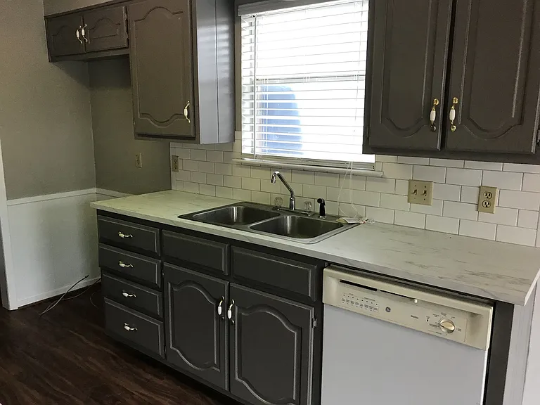 148 Bowie Ln — Photo 5