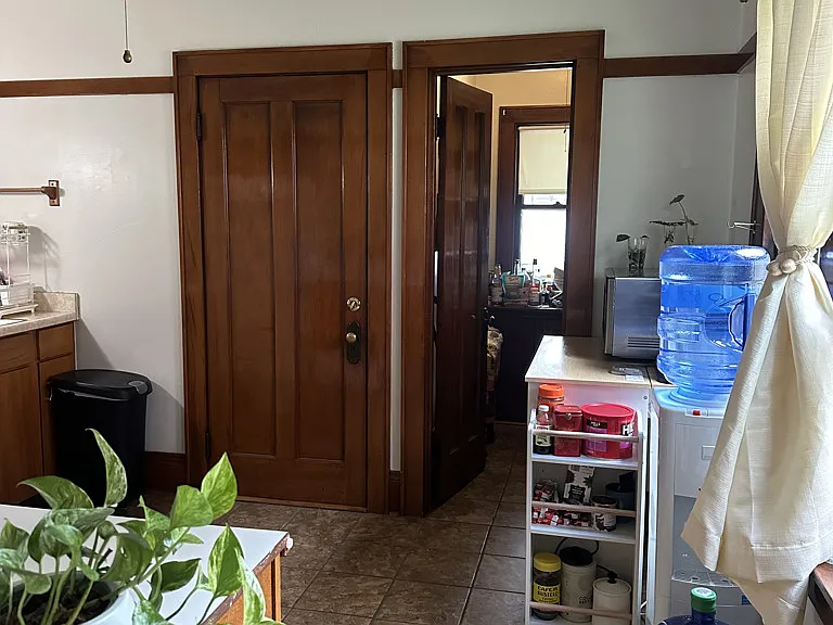 1552 S 58th St — Photo 11