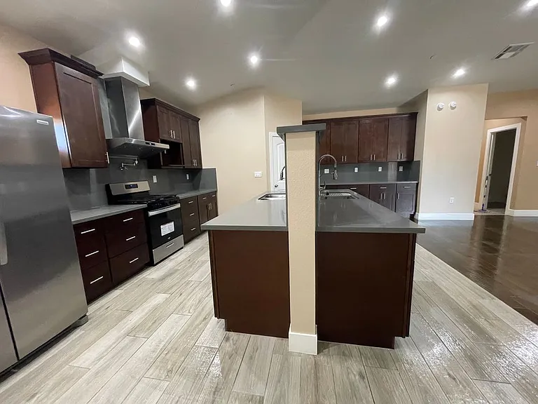 17515 Live Oak St #1 — Photo 4