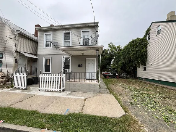 20 Amity St, Paterson, NJ 07522