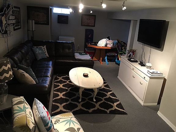 5th image of 894 Shearwood Dr