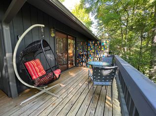 3 Hy Vu Dr, Asheville, NC 28804