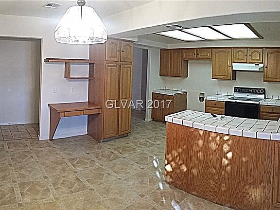 3rd image of 561 Indian Wells Ct #0