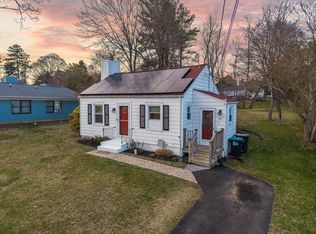 155 Center St, Clinton, NJ 08809