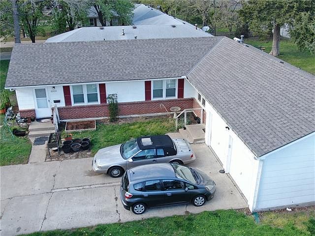 1st image of 8433 Grandview Ln