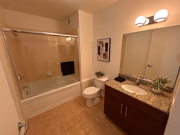 4th image of 1025 Island Ave Unit 406