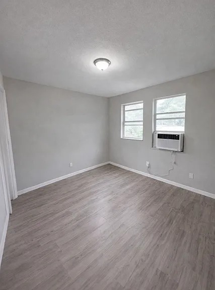 4960 Vincennes St #1 — Photo 5