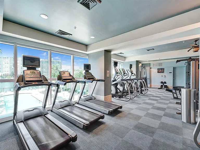 1945 S Ocean Dr #2101 — Photo 33