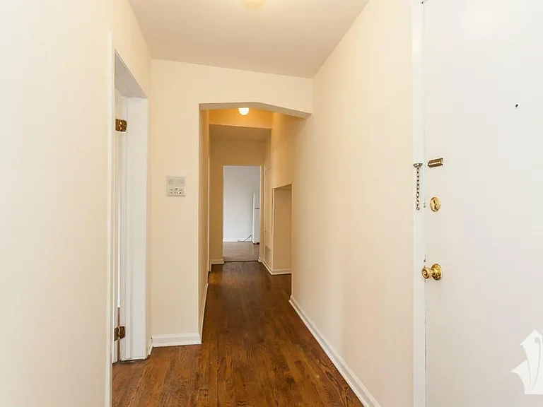 2319 N Kedzie Blvd #2319-1R — Photo 4