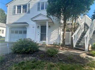 140 Alden Ave, Warwick, RI 02889