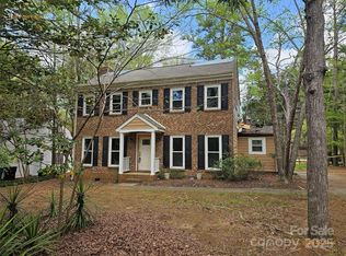 8813 Golf Ridge Dr, Charlotte, NC 28277