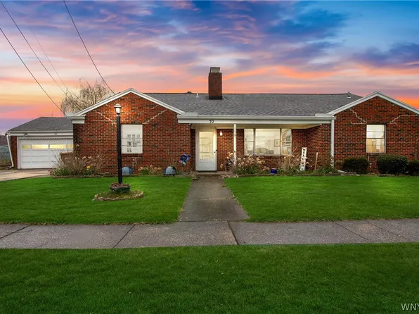 70 Edmund St, Cheektowaga, NY 14227
