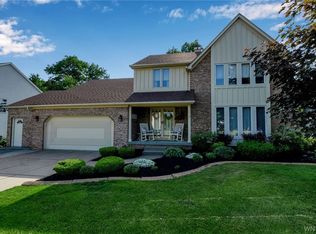 5632 Green Meadow Ct, Hamburg, NY 14075