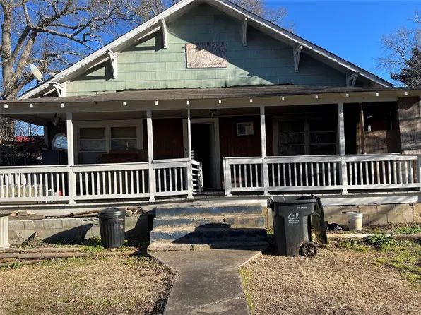 709 E Pine St, Alexander City, AL 35010