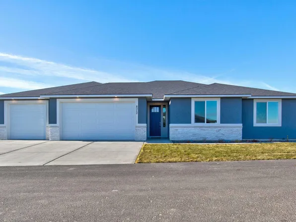 8312 Roberts Dr, Pasco, WA 99301