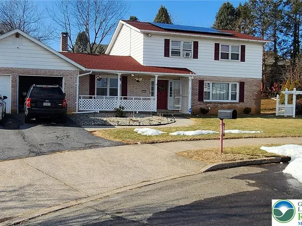 1137 Lynnhurst Pl, Bethlehem, PA 18017