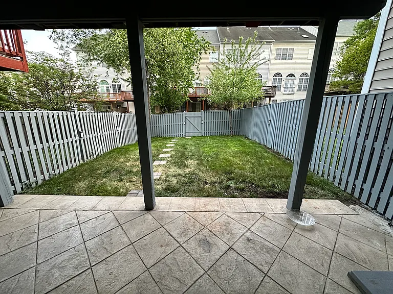 42751 Falls View Sq — Photo 19