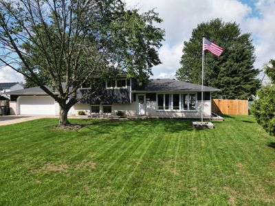 9049 Victor Ave, Jenison, MI, 49428