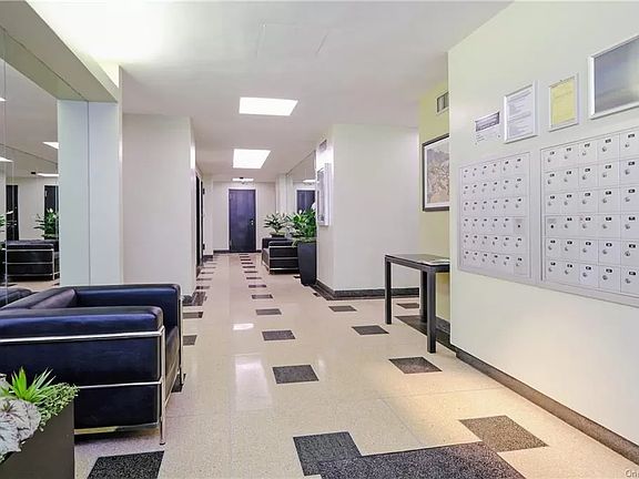 2nd image of 9 Fordham Hill Oval APT 12D