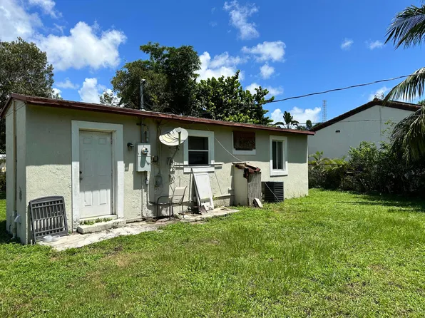 2336 NW 13th Court, Fort Lauderdale, FL 33311