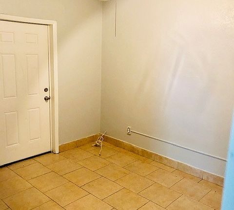 3rd image of 1114 Pinellas St APT 2