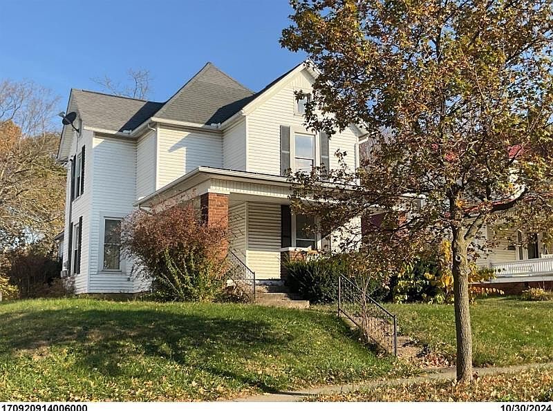 1st image of 413 E Sandusky Ave