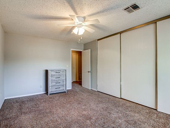 2nd image of 1000 S Woodlawn St #1107