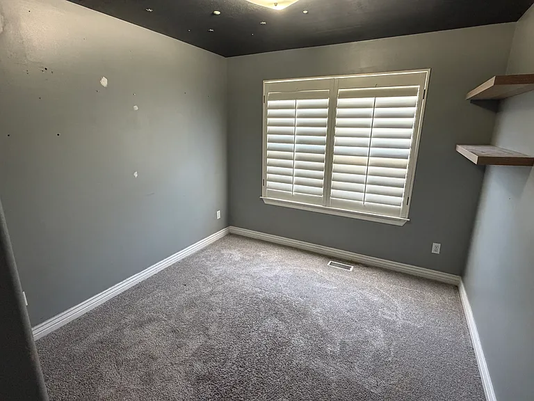 2769 W Shady Hollow Ln — Photo 21