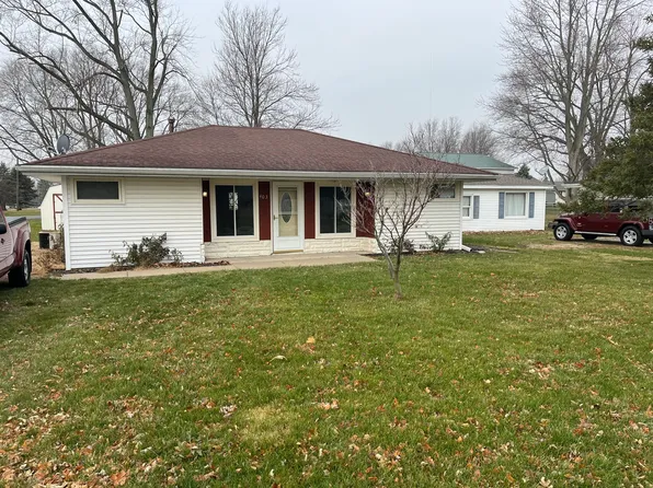 403 N West St, Tremont, IL 61568