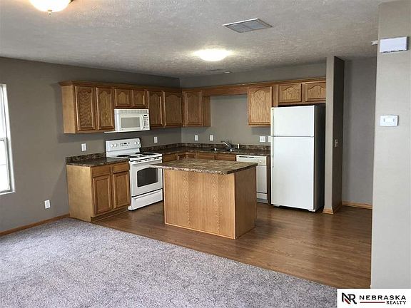 Tons of cabinet and pantry space!